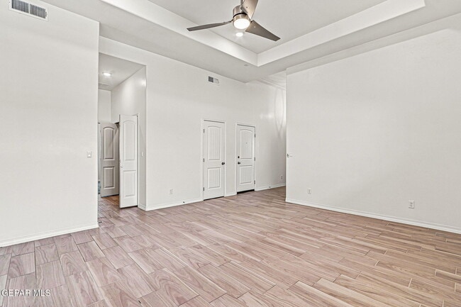 Building Photo - 13253 Coldham St