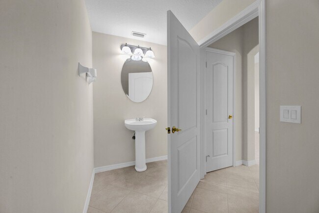 Building Photo - 3171 Cottonwood Bend