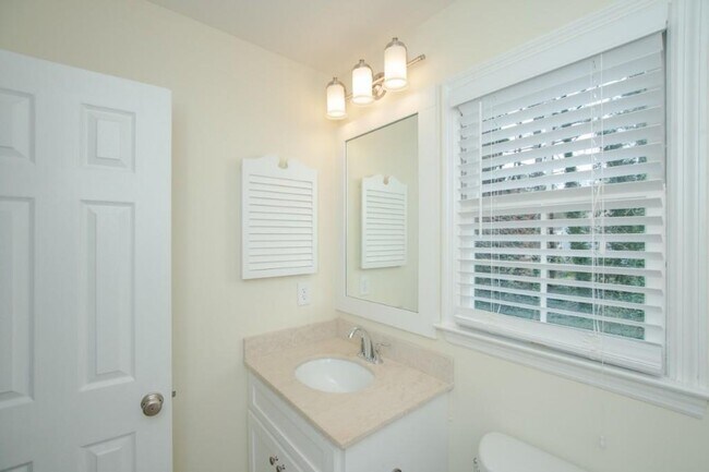 Building Photo - 2159 Heritage Trace Dr