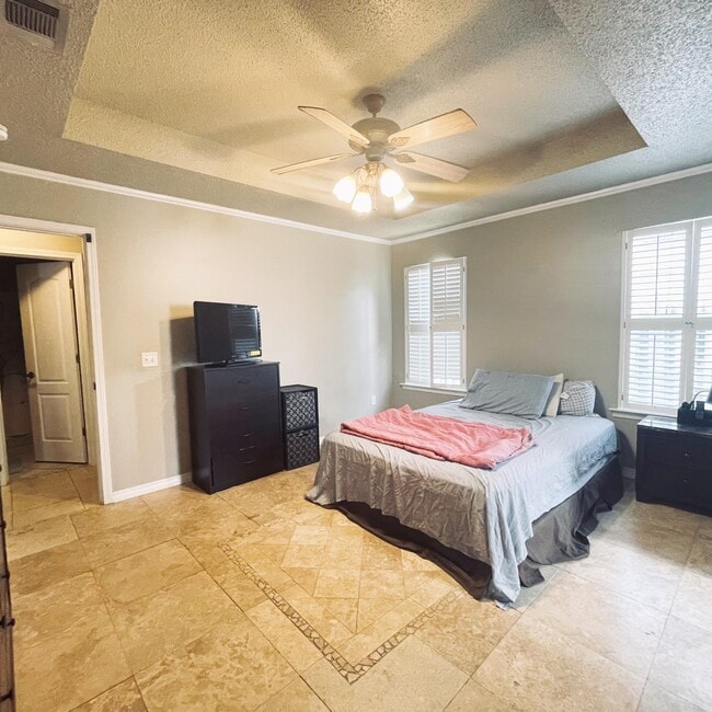 Building Photo - 931 Ibis Way