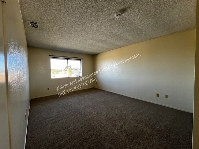 Building Photo - 1161 Sumner Pl