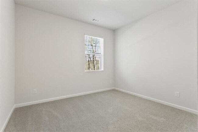 Building Photo - 460 Barnwood Ln