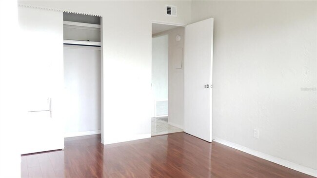 Building Photo - 2454 Australia Way E