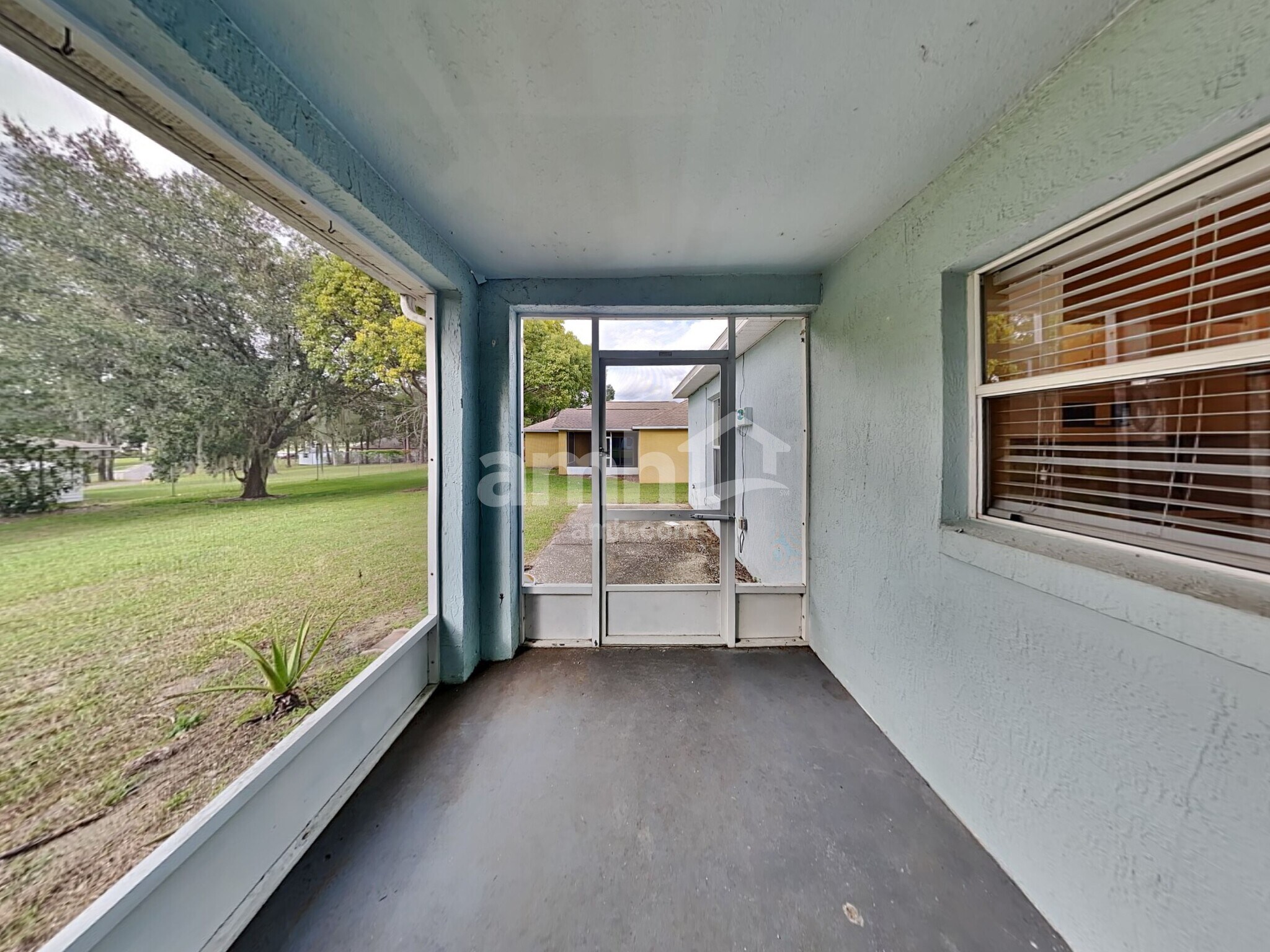 Building Photo - 919 Park Valley Cir