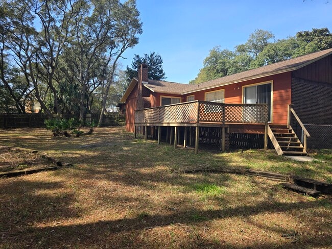 Building Photo - 309 Somerset Dr