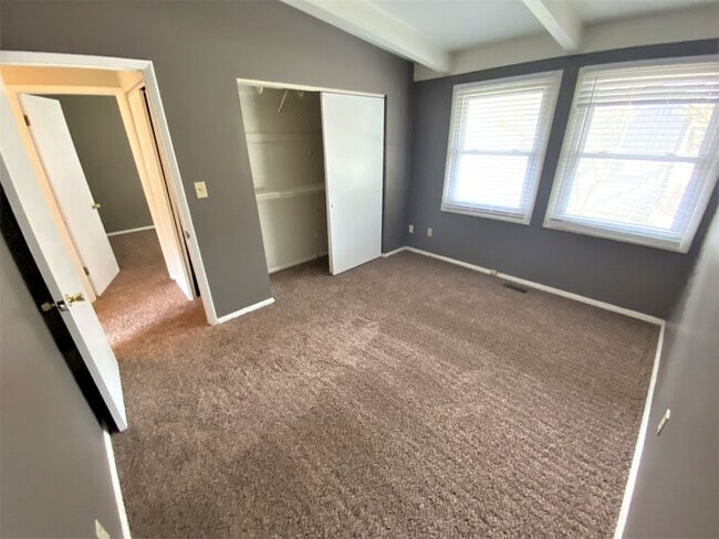 Building Photo - 3 Bedroom - Upper Arlington
