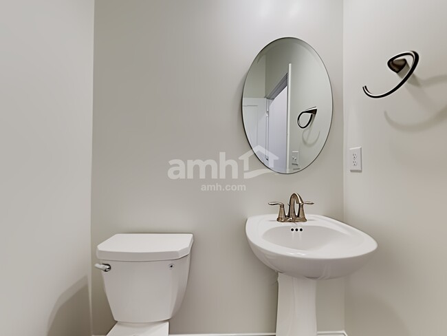 Building Photo - 292 Bering Lane