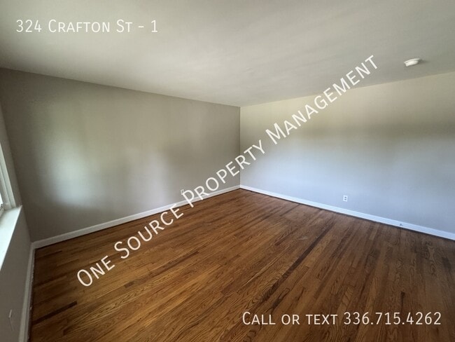 Building Photo - 324 Crafton St