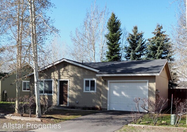 Primary Photo - 3 br, 1 bath House - 3761 Glenbrook Drive