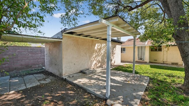 Building Photo - 3 Bedroom Home for Rent – Prime Norwalk Location