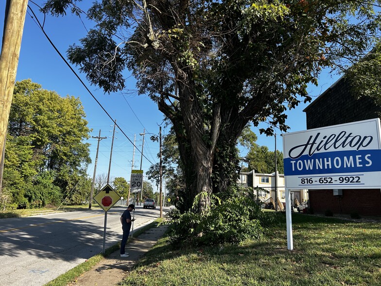 Primary Photo - Hilltop Townhomes
