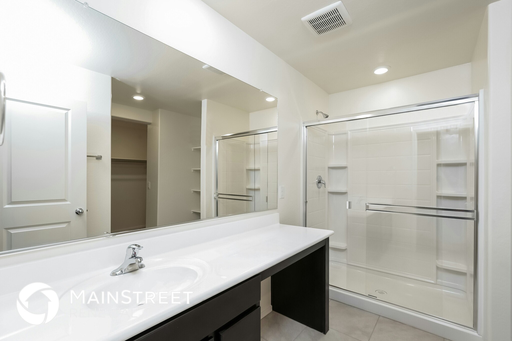 Building Photo - 25368 W Mahoney Ave