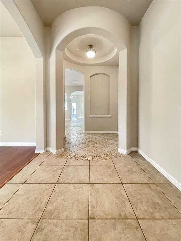 Building Photo - 2468 Millbrook Loop