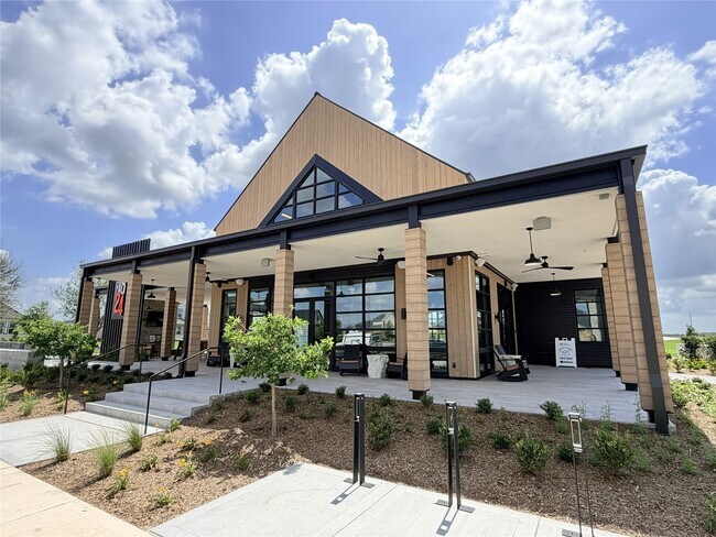 Building Photo - 10702 Ursa St