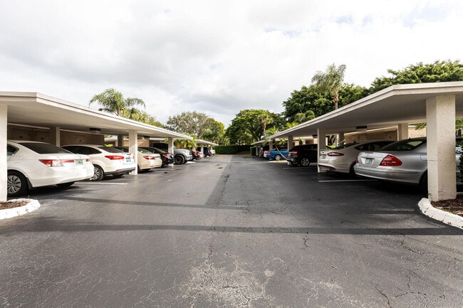 Building Photo - 6662 Boca Del Mar Dr