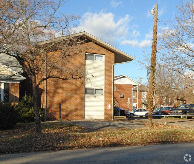 Building Photo - 1118-1124 9th Ave