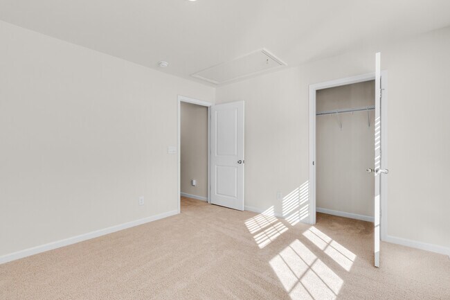 Building Photo - 4111 Ocracoke Ct