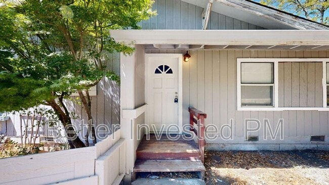 Building Photo - 5050 Old Redwood Hwy