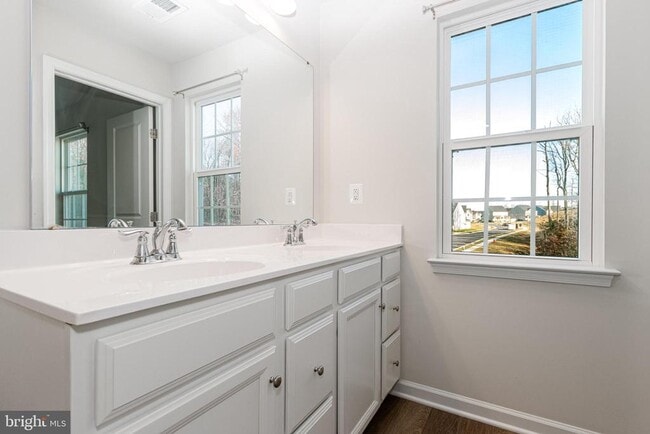 Building Photo - 8611 Upton Ln