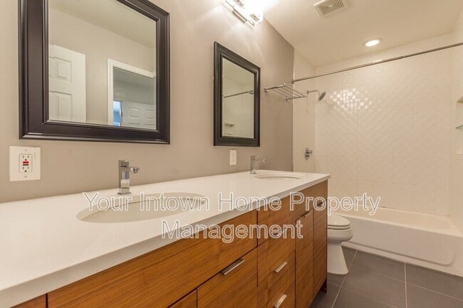 Building Photo - 505 Oakdale Rd NE