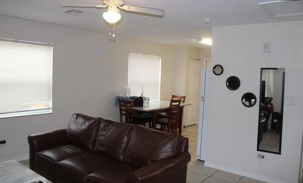 Building Photo - 4405 Thomasson Ln