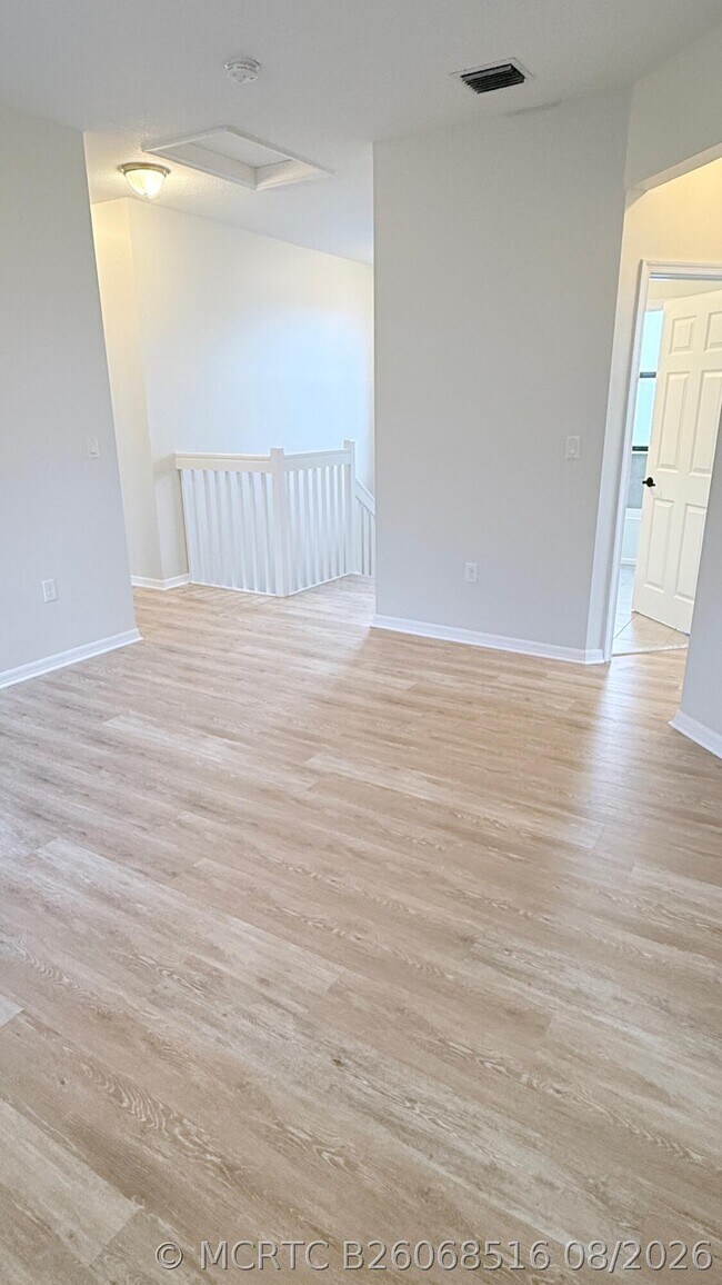 Building Photo - 5489 Soria Ave