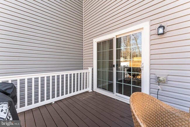 Building Photo - 36023 Coyote Trail