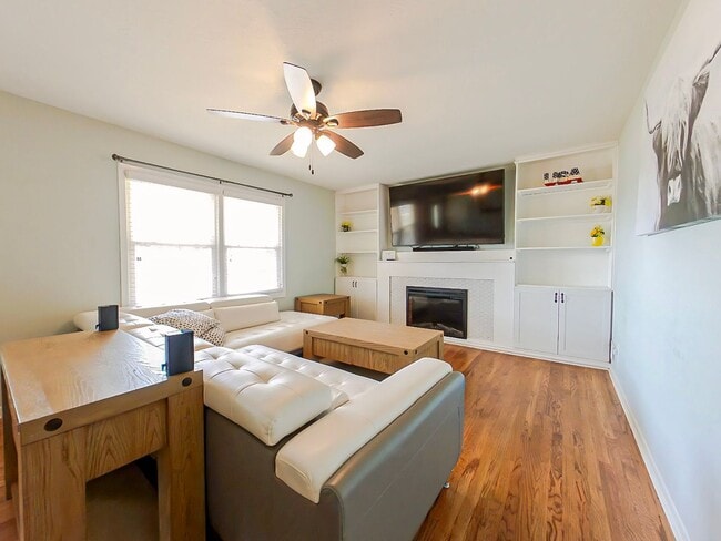 Building Photo - Furnished 4 Bedroom Rental in National Hills. Available now!