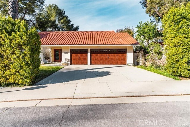 Building Photo - 21793 Planewood Dr
