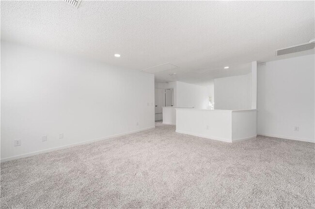 Building Photo - 15903 Cornerwood Ct