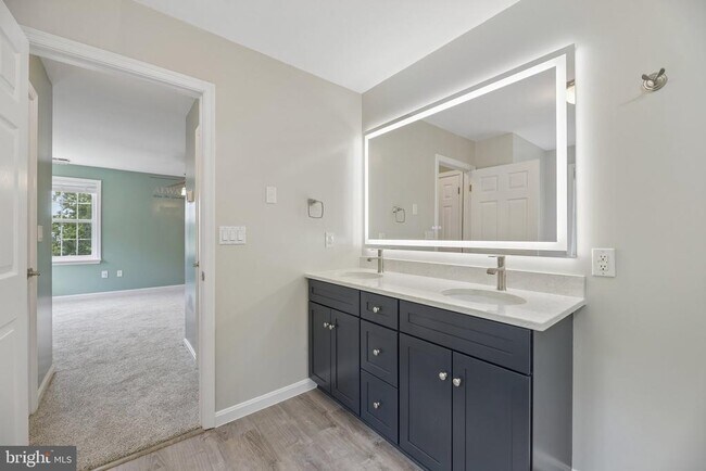 Building Photo - 713 Mimosa Cove Rd