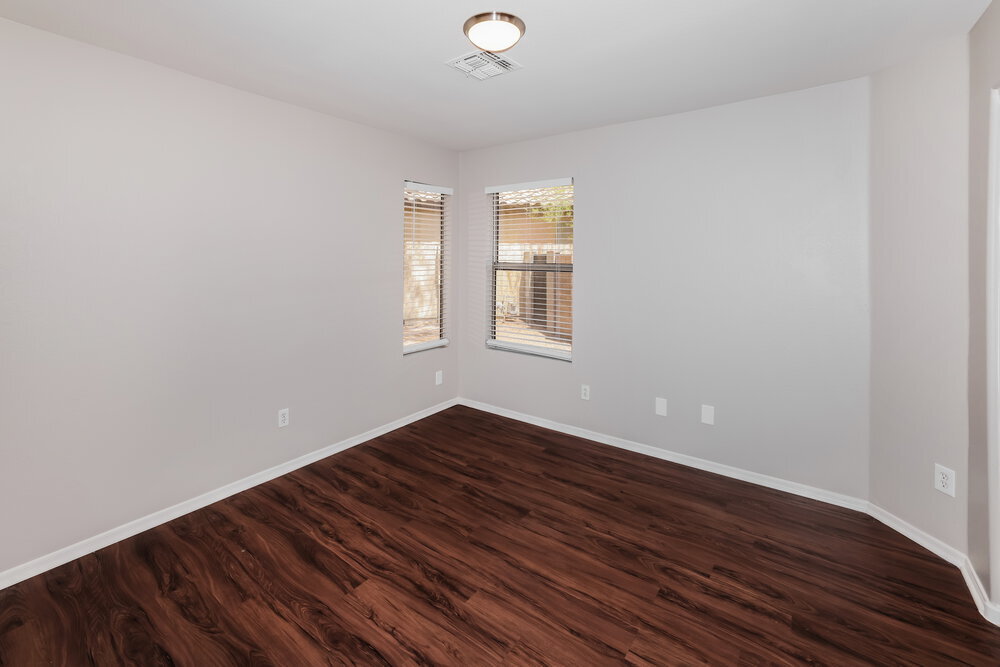 Building Photo - 15821 W Tara Ln