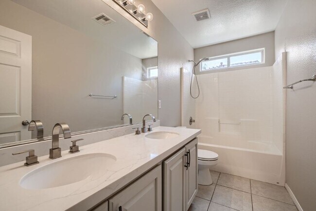 Building Photo - 4782 Manderston Ct