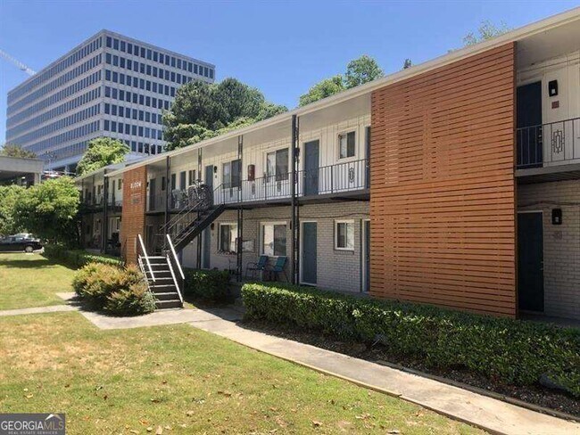 Building Photo - 112 Ardmore Pl NW