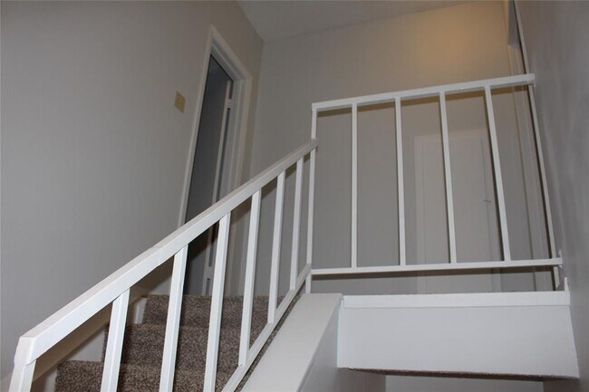 Building Photo - 2110 Rio Grande St