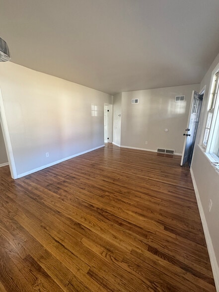 Building Photo - 3514 Monterey St