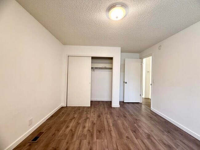 Building Photo - 3192 South 1850 West, Unit A