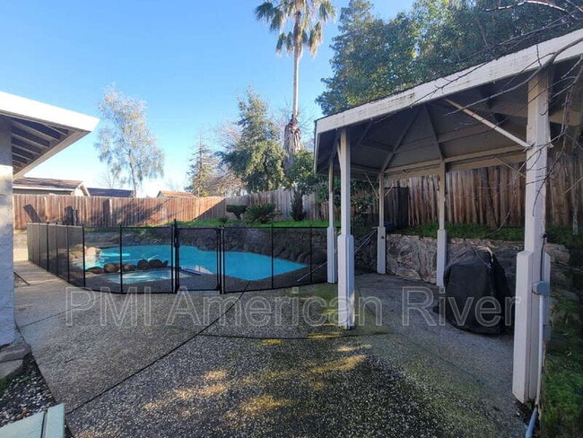 Building Photo - 5640 Andrea Blvd