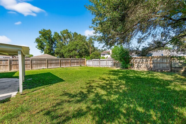 Building Photo - 12315 Chessington Dr