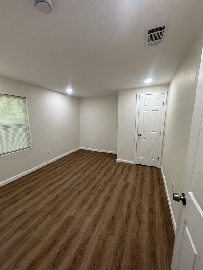 Building Photo - 2908 N Tarragona St