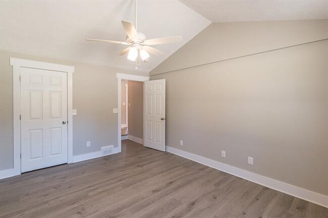Building Photo - 4882 Sugar Pike Rd