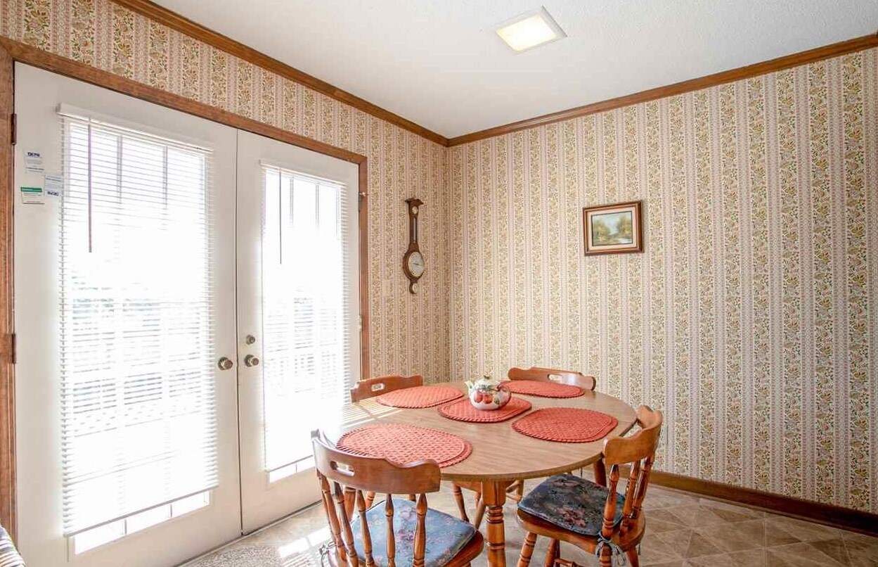 Building Photo - 404 Mount Vernon Rd