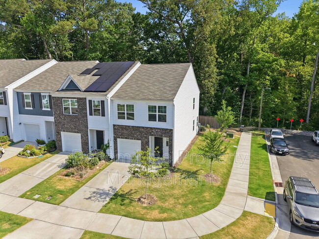 Building Photo - 1117 Dakine Dr