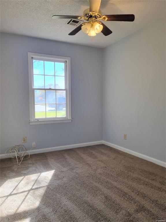 Building Photo - 2044 Edinburgh Dr