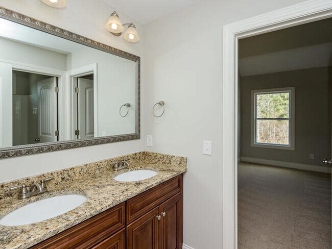 Building Photo - 4547 Willie Daniel Dr