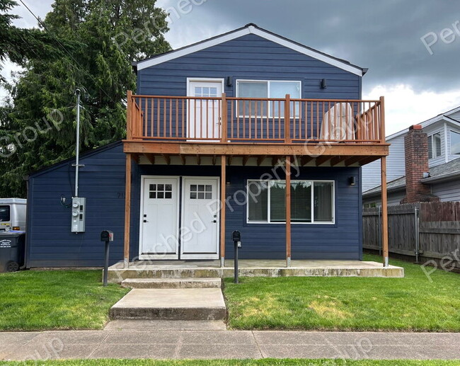 Building Photo - 7134 N Amherst St