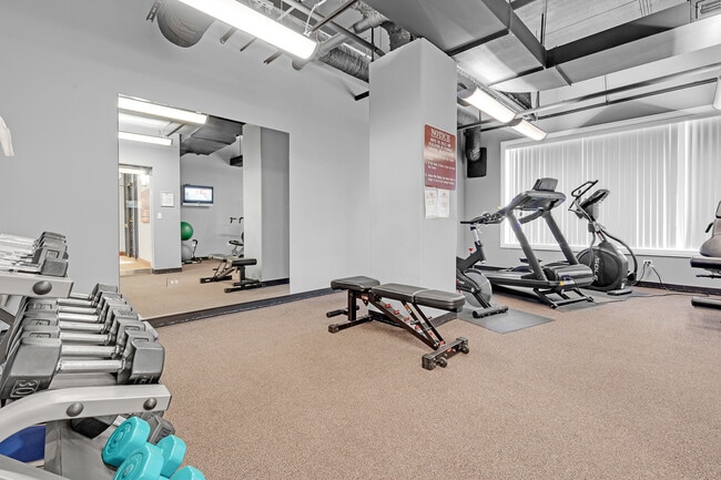 Building Photo - 3630 N Harlem Ave