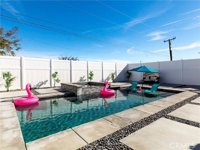 Building Photo - 13416 Cholla Dr