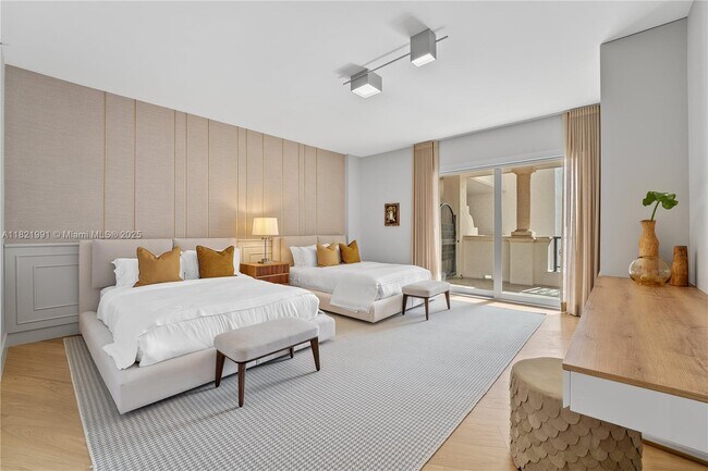 Building Photo - 5242 Fisher Island Dr