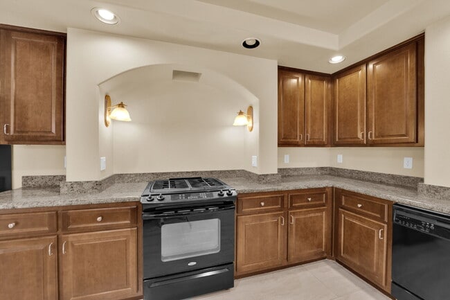 Building Photo - Beautiful 3 Bedroom Home!